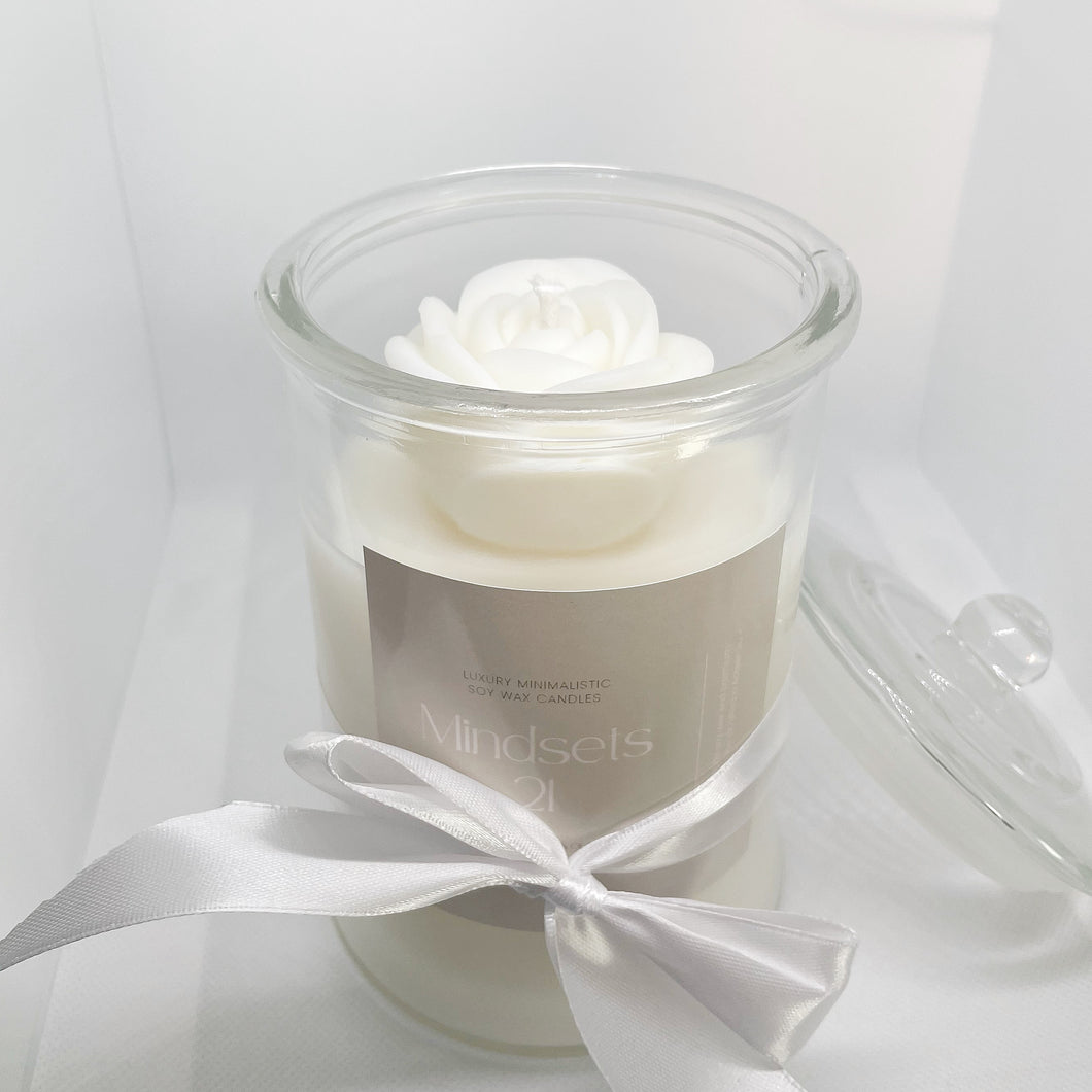 Roseanne Luxury Candle